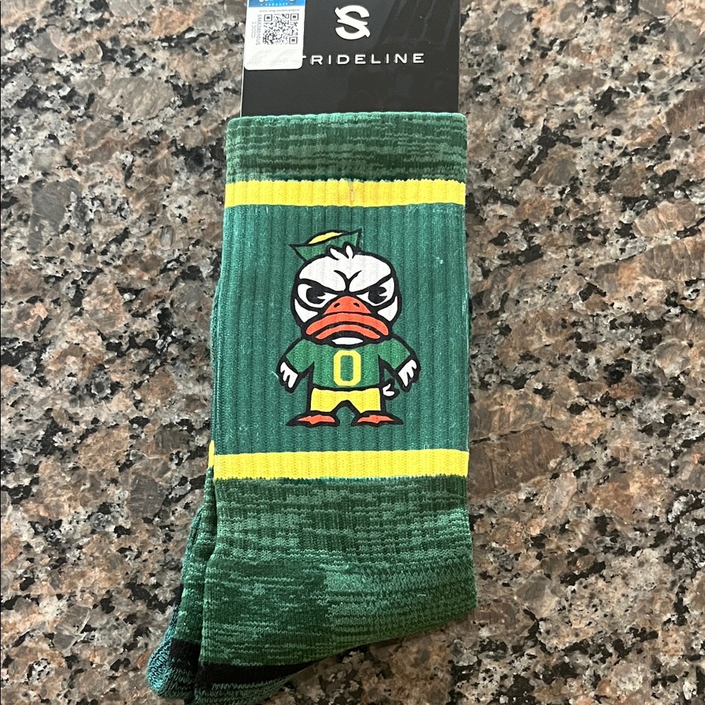 Sideline Brand Oregon Duck’s Men's Socks Brand New.